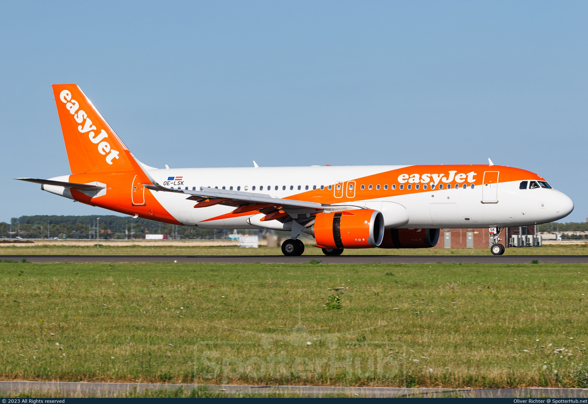 Photo of OE-LSK - Airbus A320-251N operated by easyJet Europe