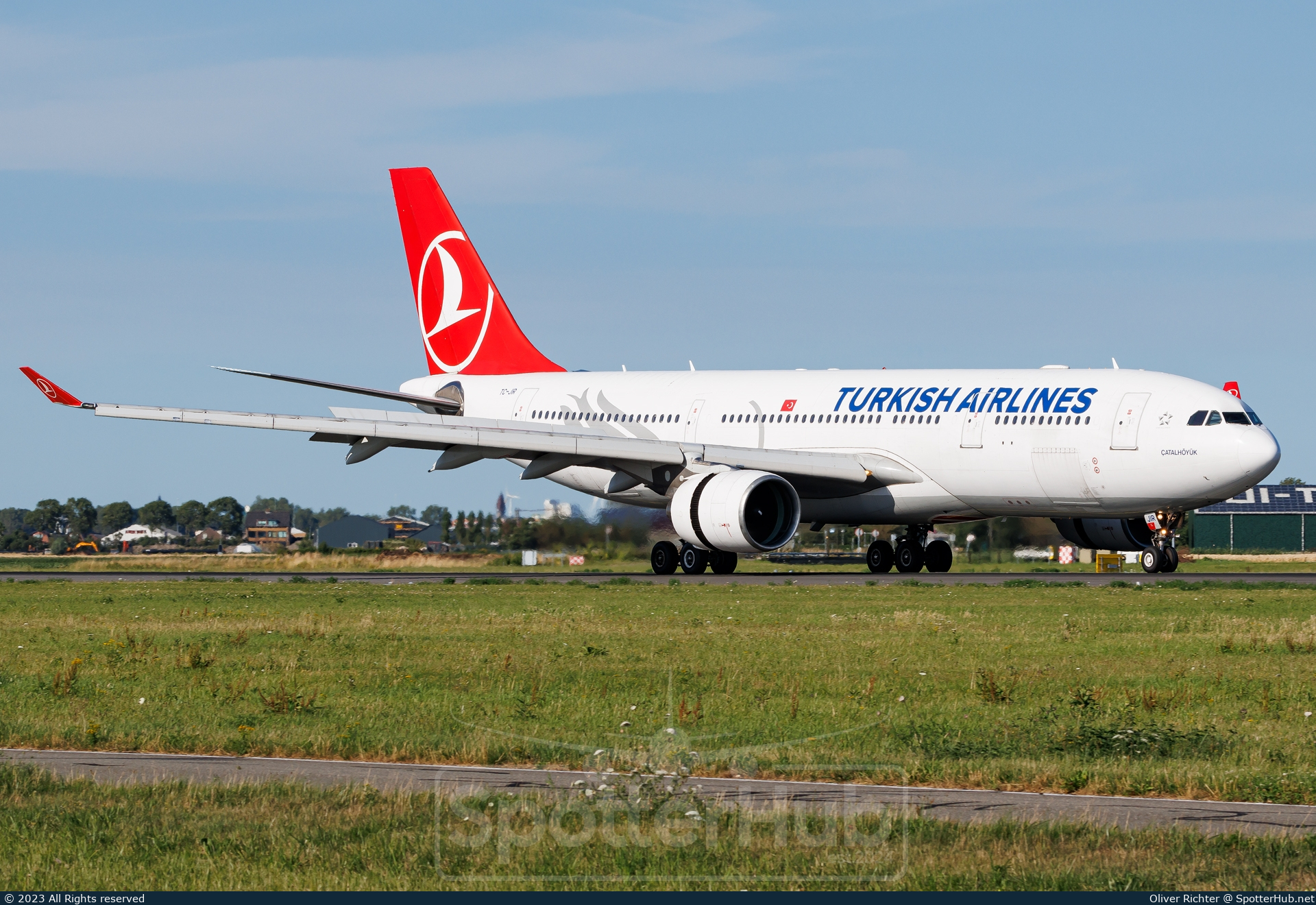 Photo of TC-JIR - Airbus A330-223 operated by Turkish Airlines