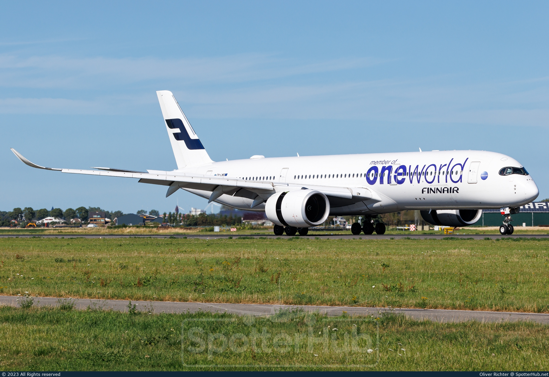 Photo of OH-LWB - Airbus A350-941 operated by Finnair