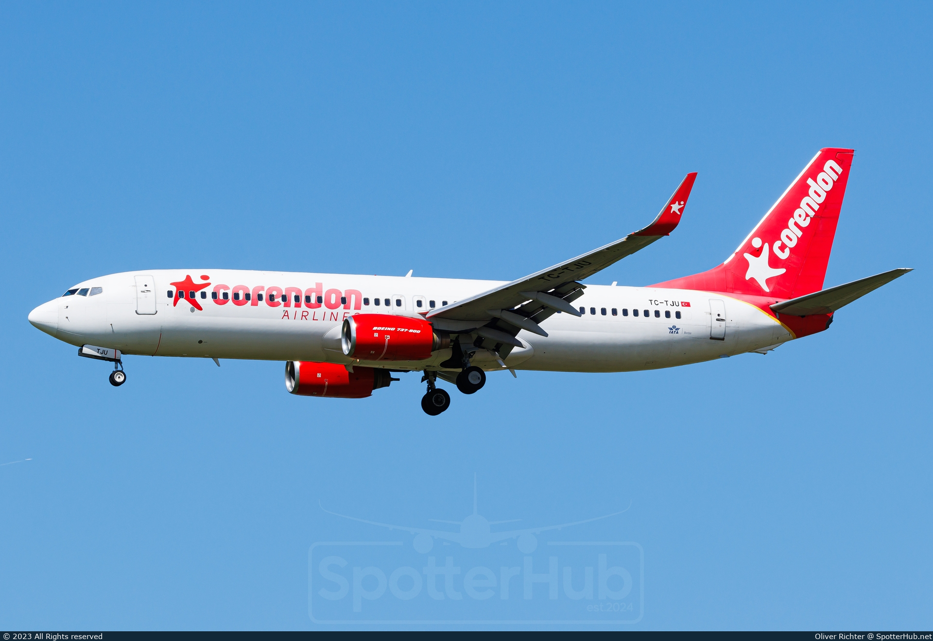 Photo of TC-TJU - Boeing 737-8HX operated by Corendon Airlines