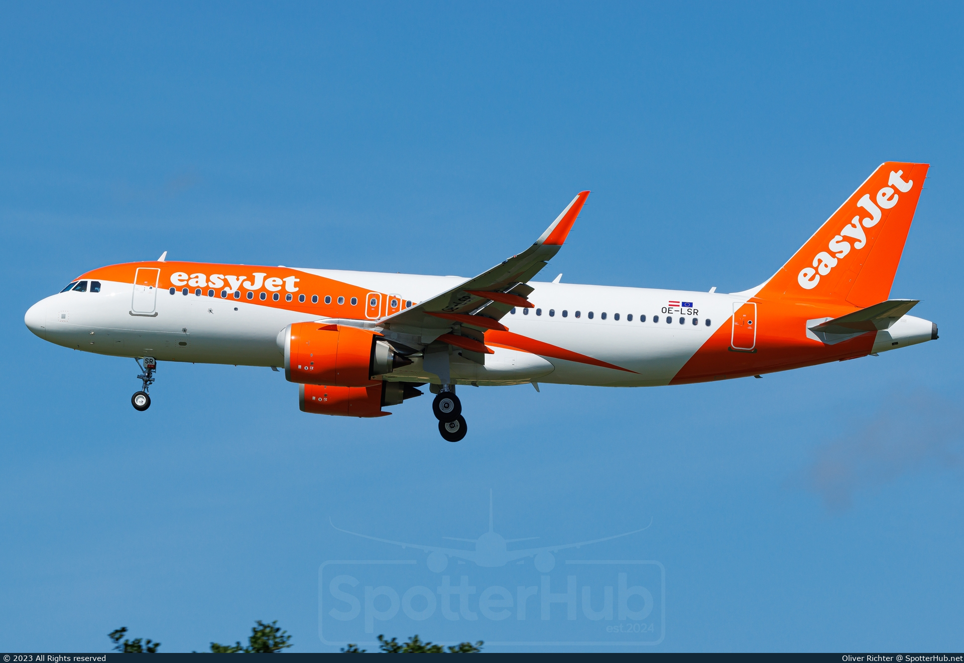 Photo of OE-LSR - Airbus A320-251N operated by easyJet Europe