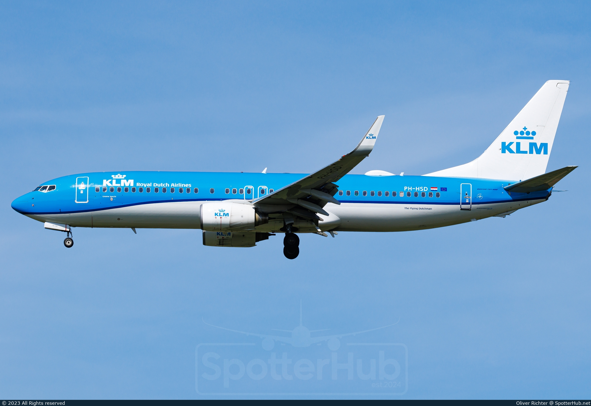 Photo of PH-HSD - Boeing 737-8K2 operated by KLM Royal Dutch Airlines