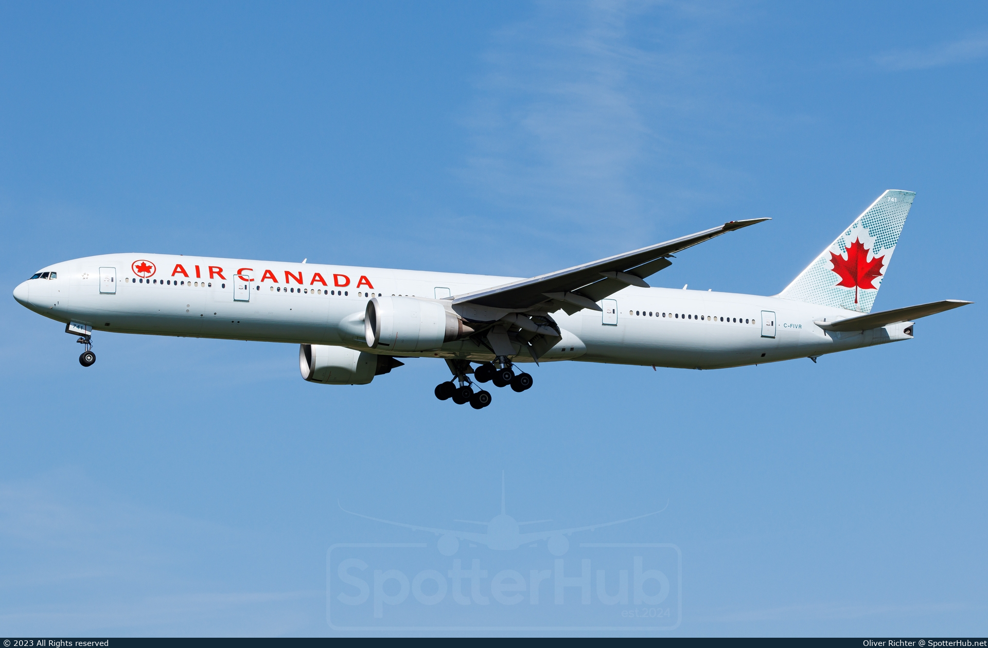 Photo of C-FIVR - Boeing 777-333(ER) operated by Air Canada