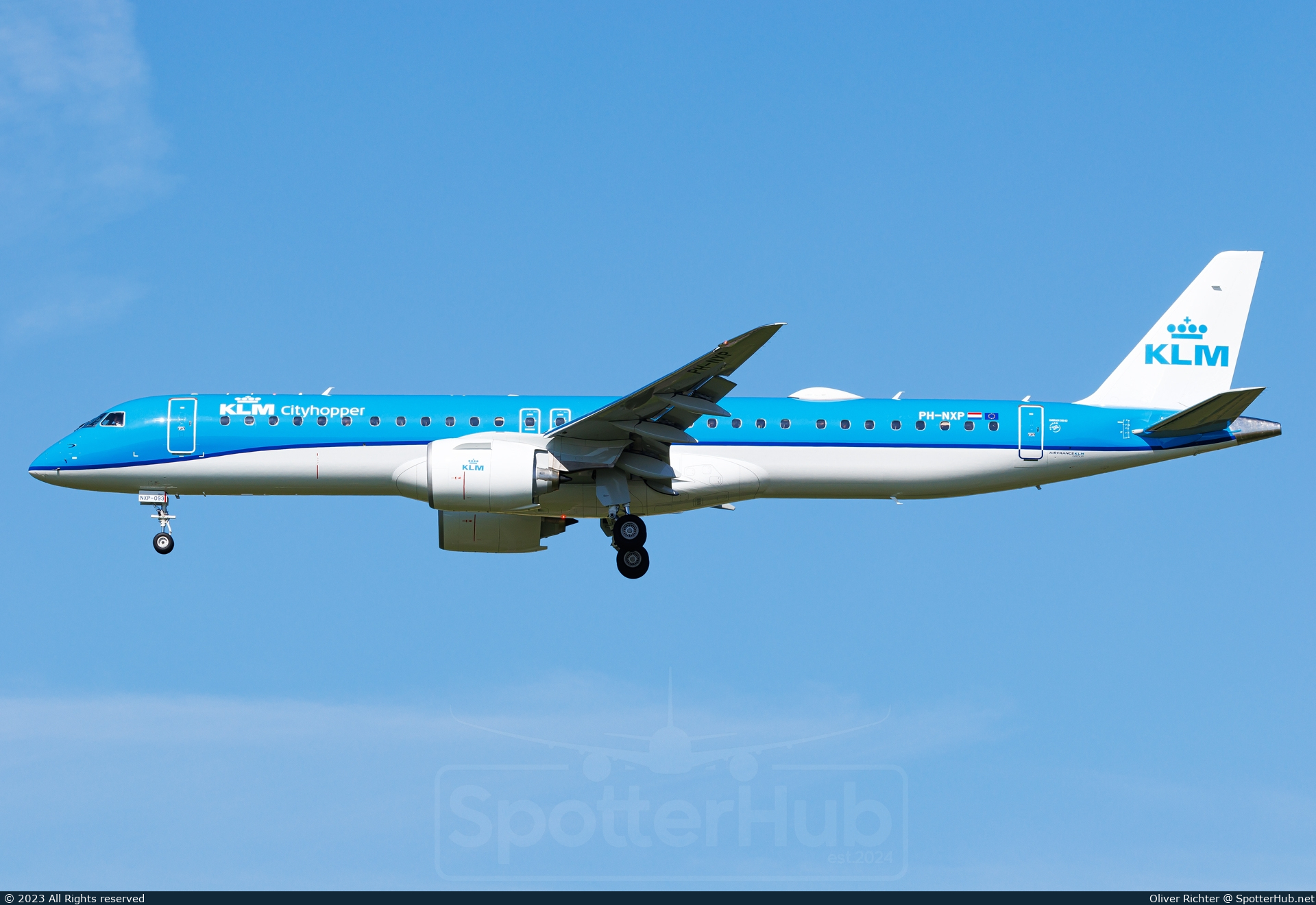 Photo of PH-NXP - Embraer ERJ-195-E2 operated by KLM Cityhopper