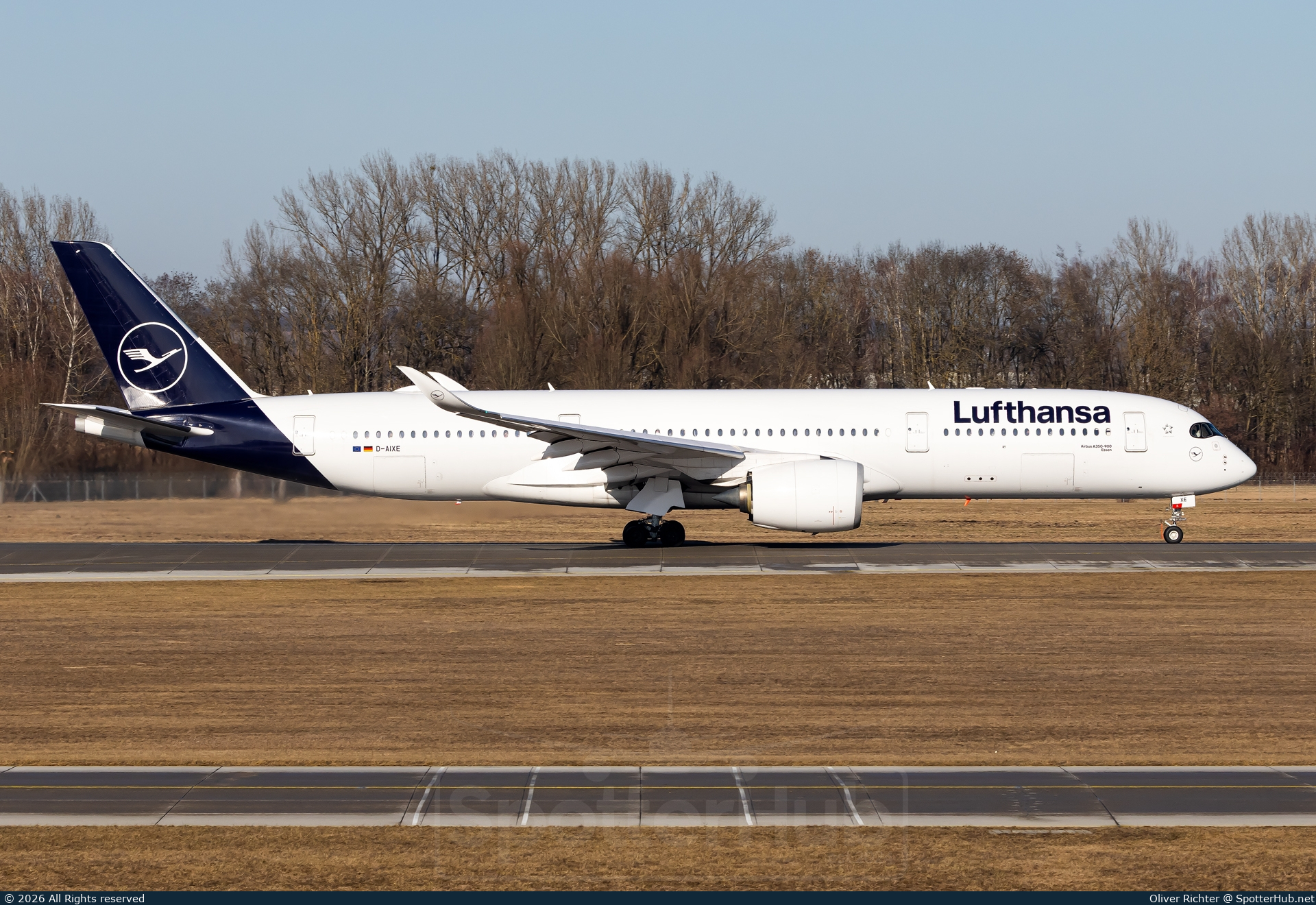 Photo of D-AIXE - Airbus A350-941 operated by Lufthansa