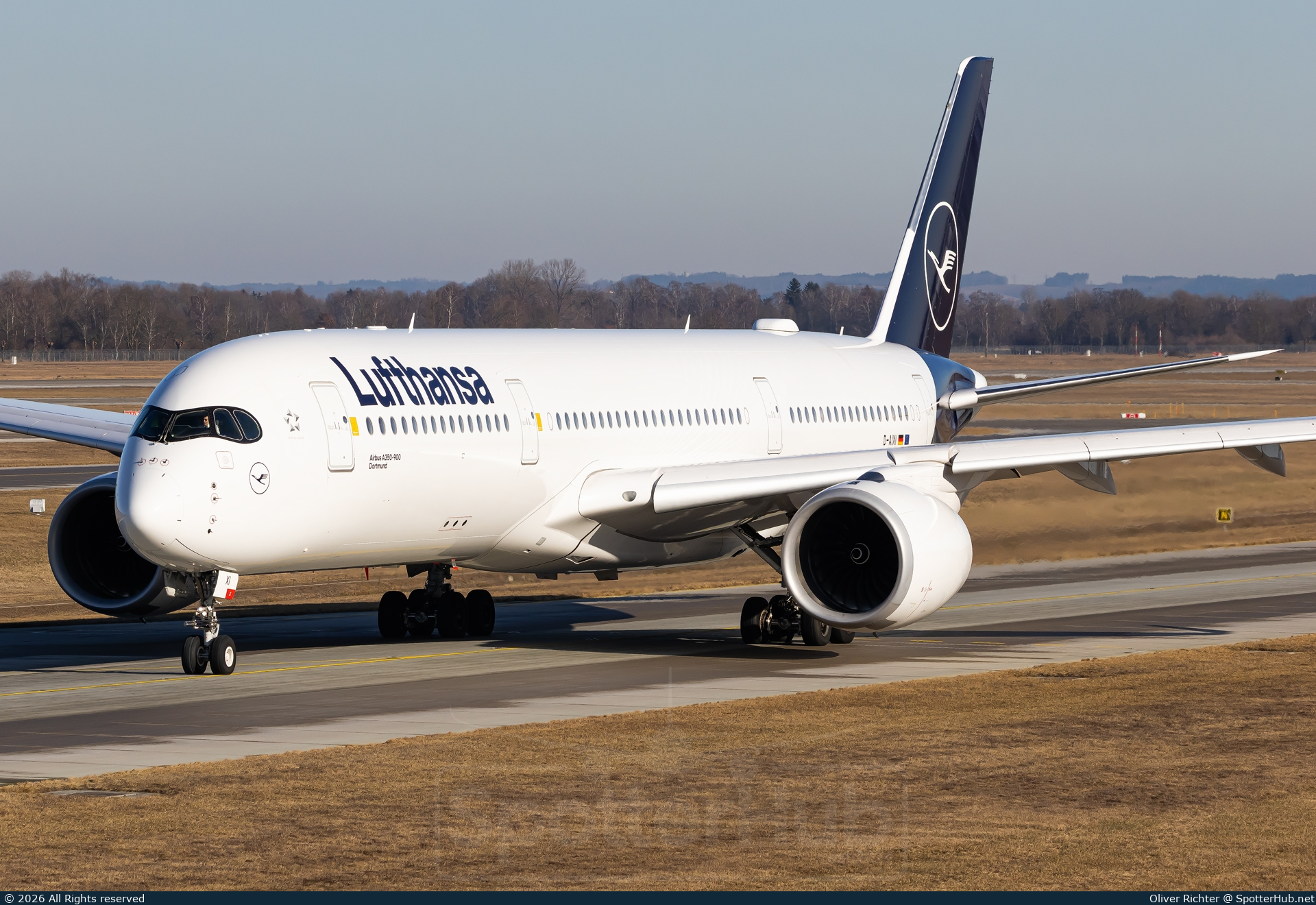 Photo of D-AIXI - Airbus A350-941 operated by Lufthansa