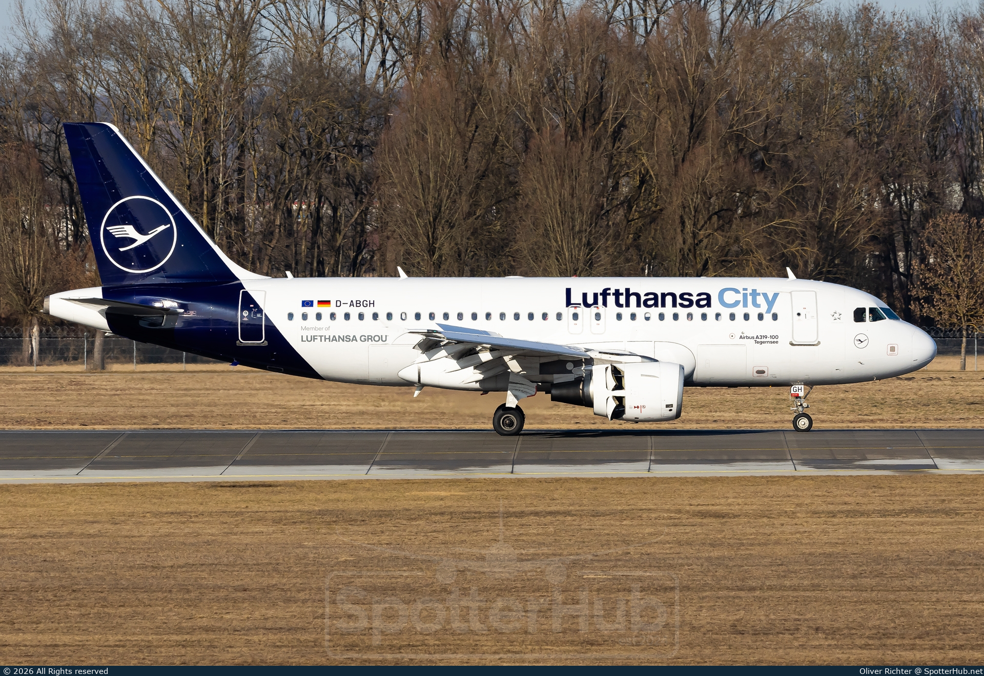 Photo of D-ABGH - Airbus A319-112 operated by Lufthansa City Airlines
