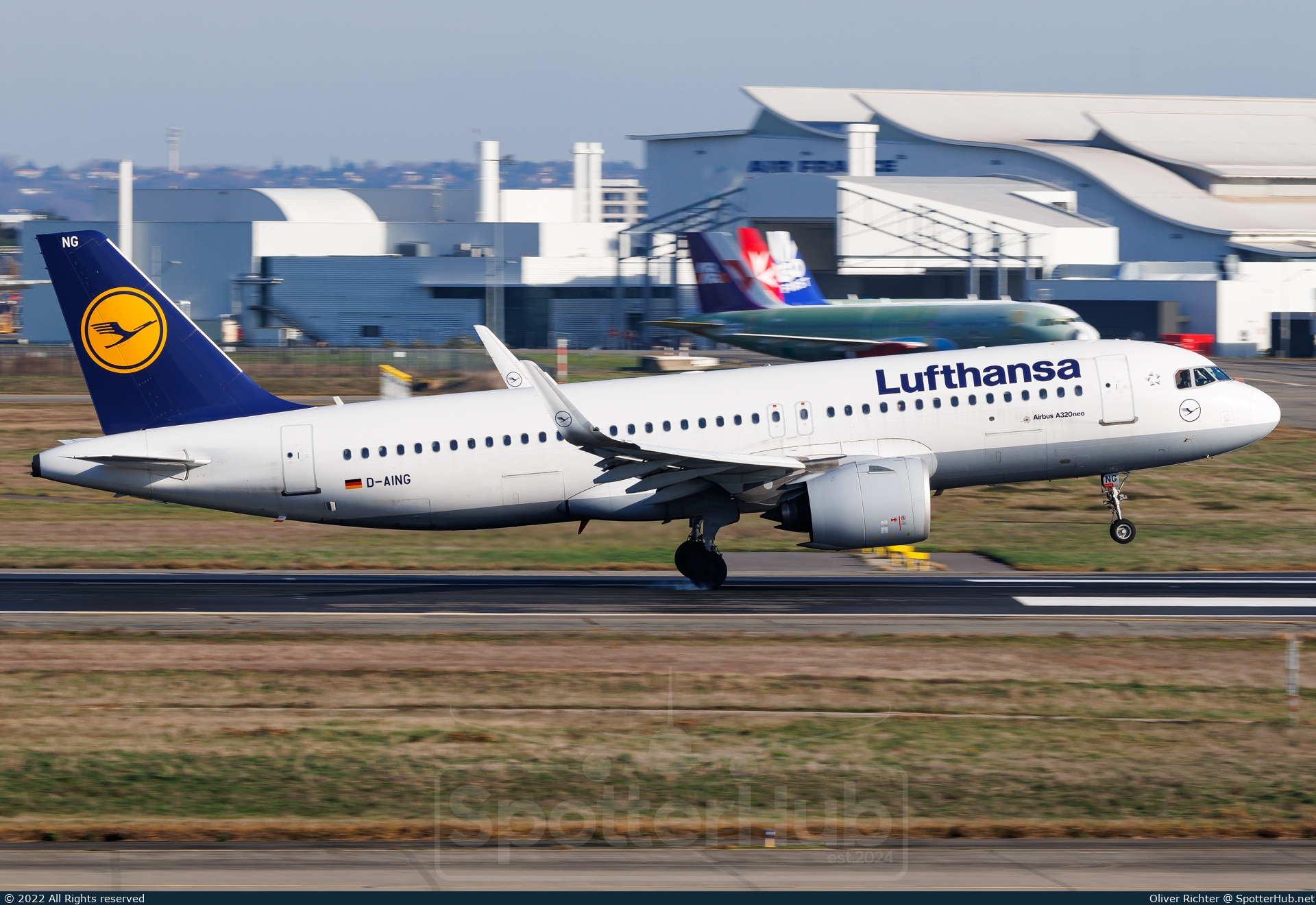 Photo of D-AING - Airbus A320-271N operated by Lufthansa