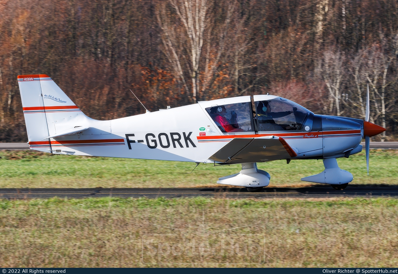 Photo of F-GORK - Robin DR400/140B Dauphin 4 operated by Aéroclub Les Ailes Toulousaines