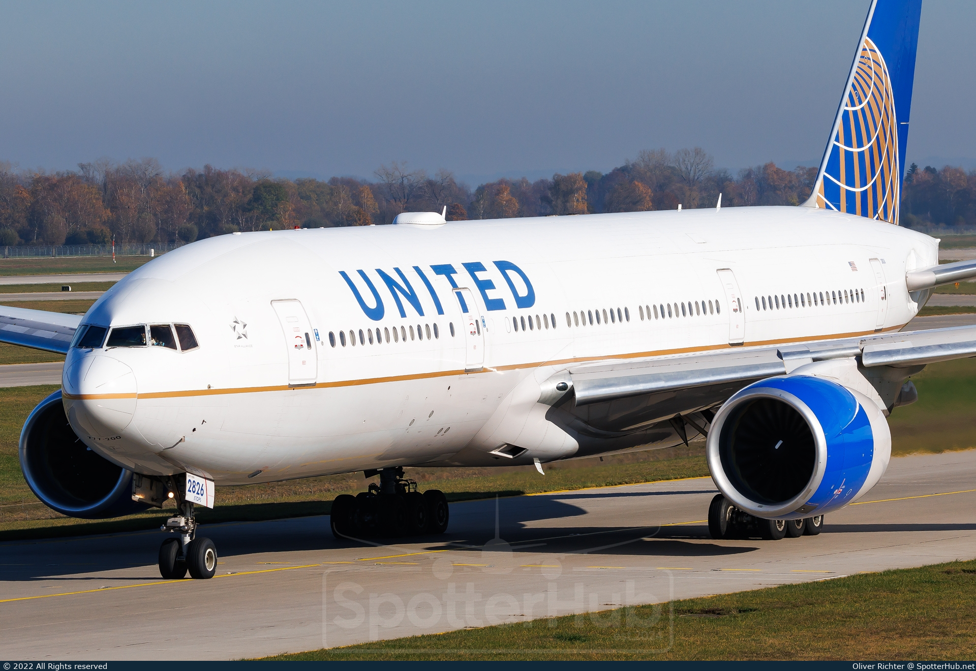 Photo of N226UA - Boeing 777-222(ER) operated by United Airlines