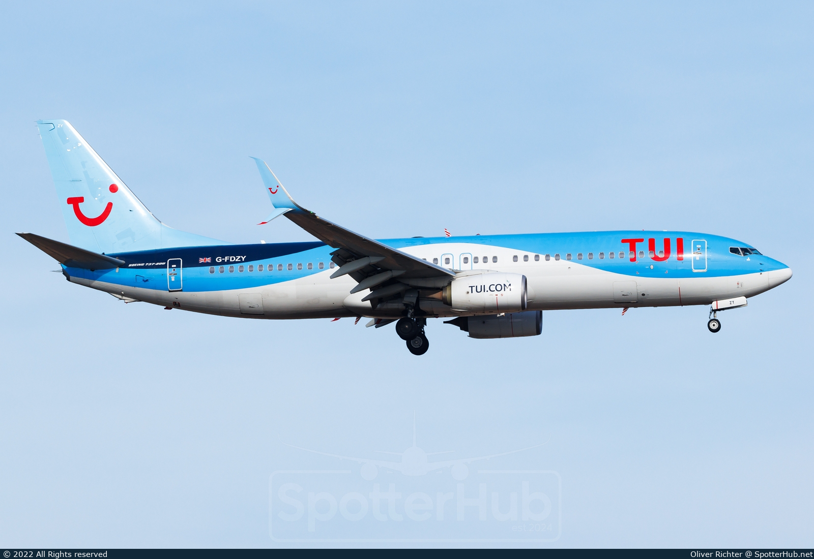 Photo of G-FDZY - Boeing 737-8K5 operated by TUI Airways