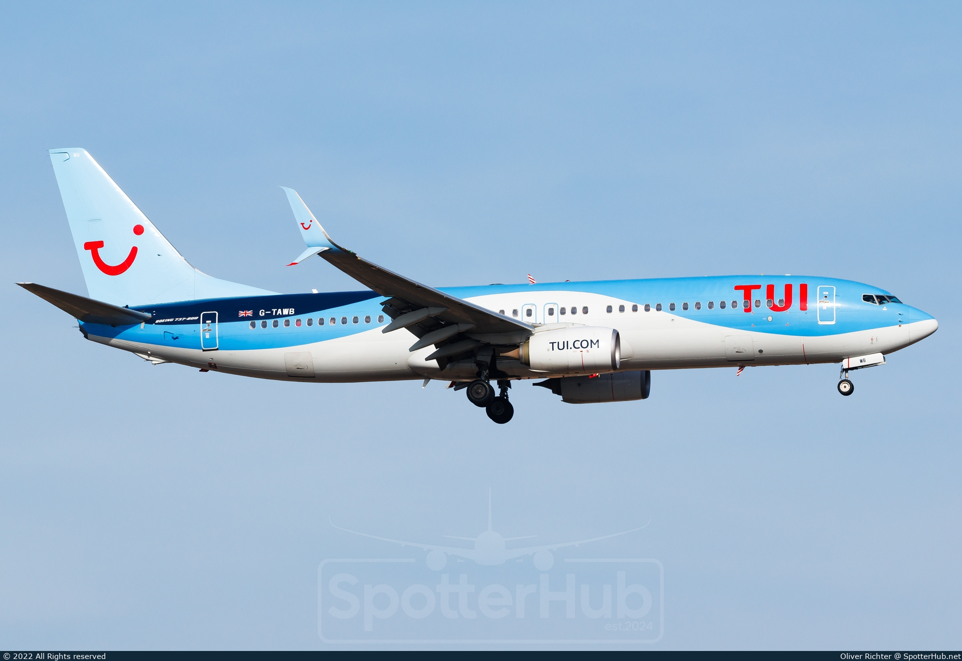Photo of G-TAWB - Boeing 737-8K5 operated by TUI Airways