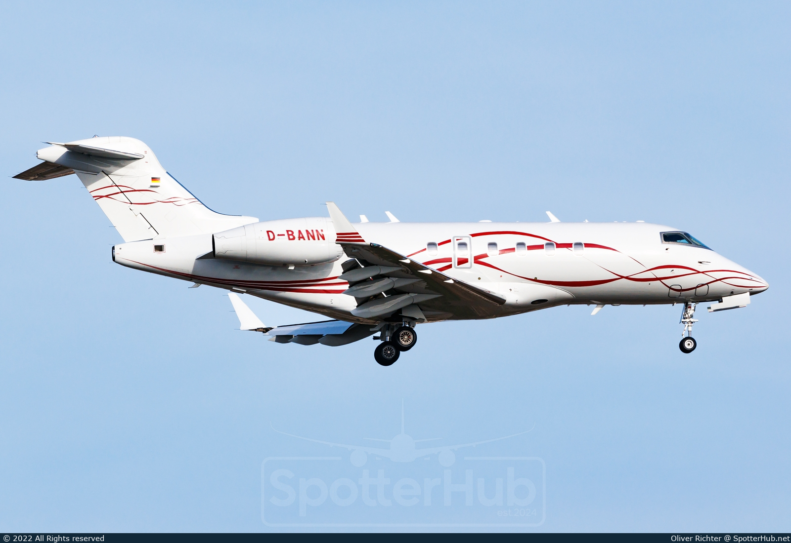 Photo of D-BANN - Bombardier Challenger 300 operated by Private