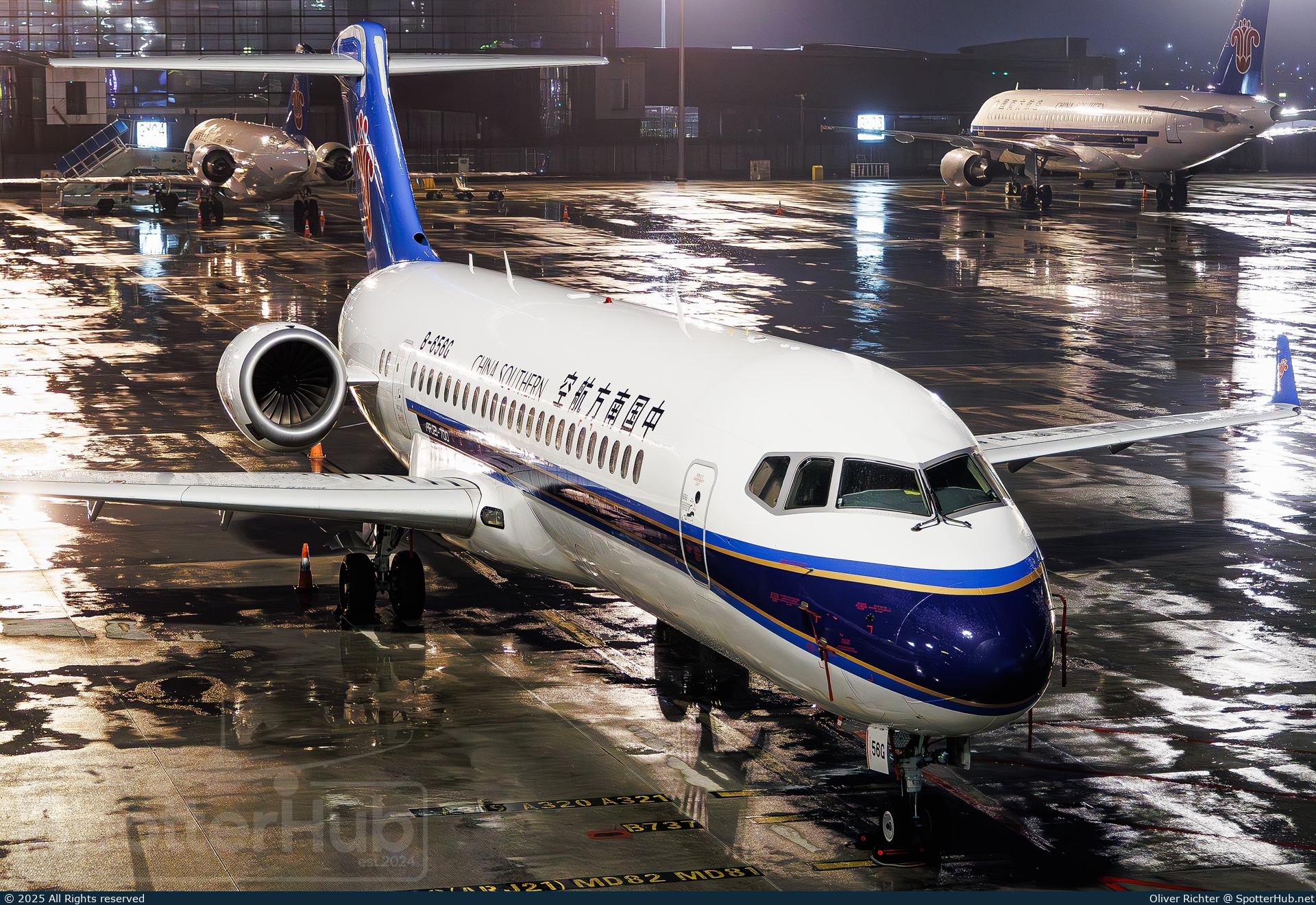 Photo of B-656G - COMAC C909 operated by China Southern Airlines