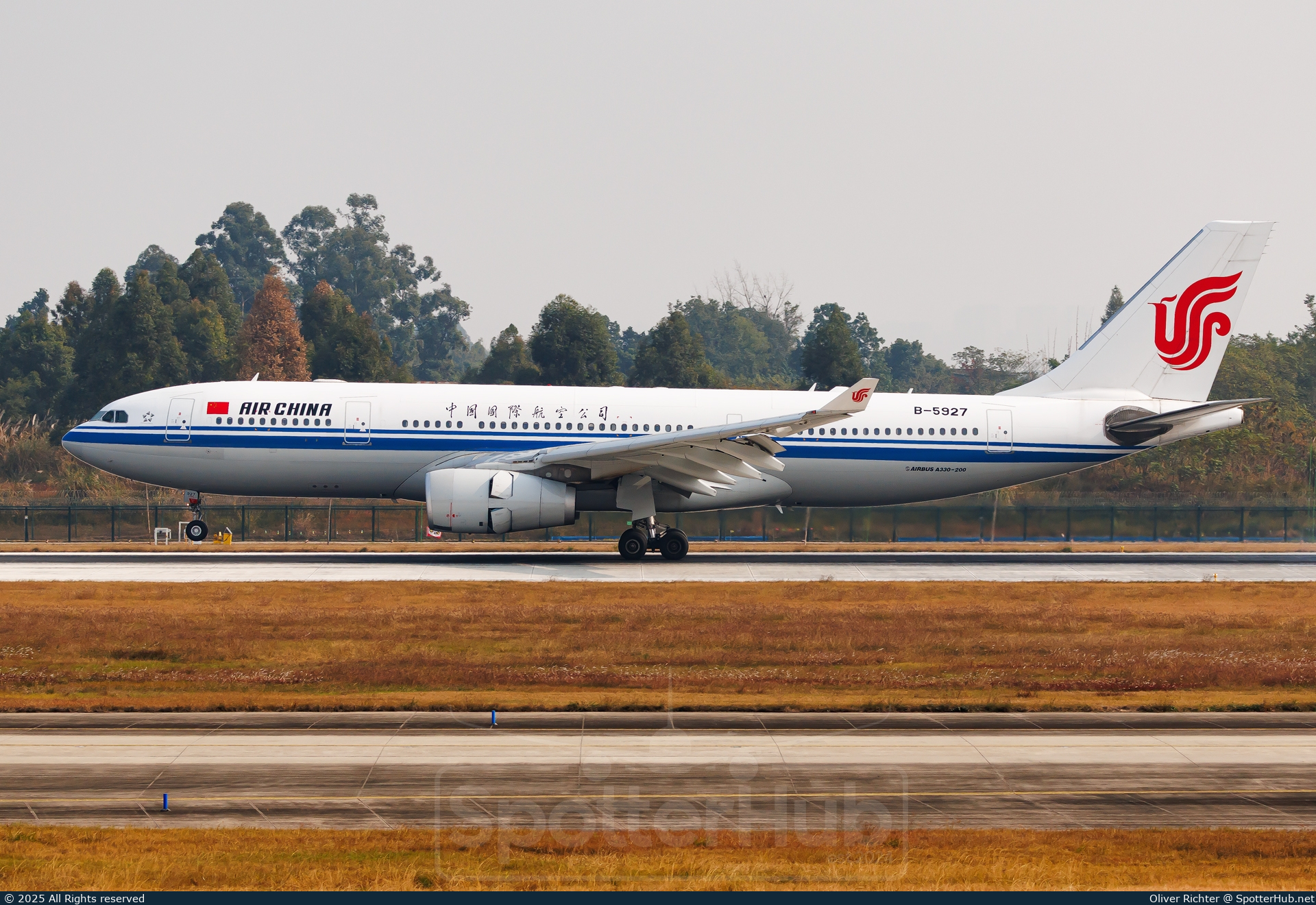 Photo of B-5927 - Airbus A330-243 operated by Air China