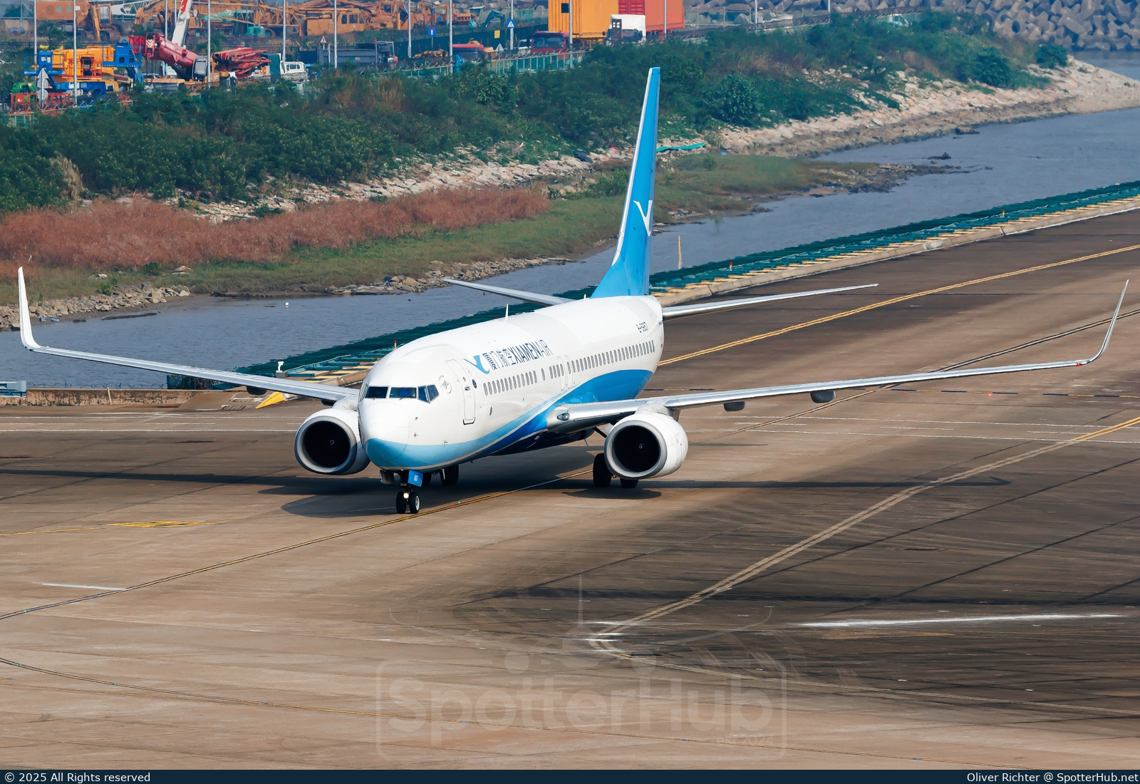 Photo of B-5657 - Boeing 737-85C operated by Xiamen Airlines