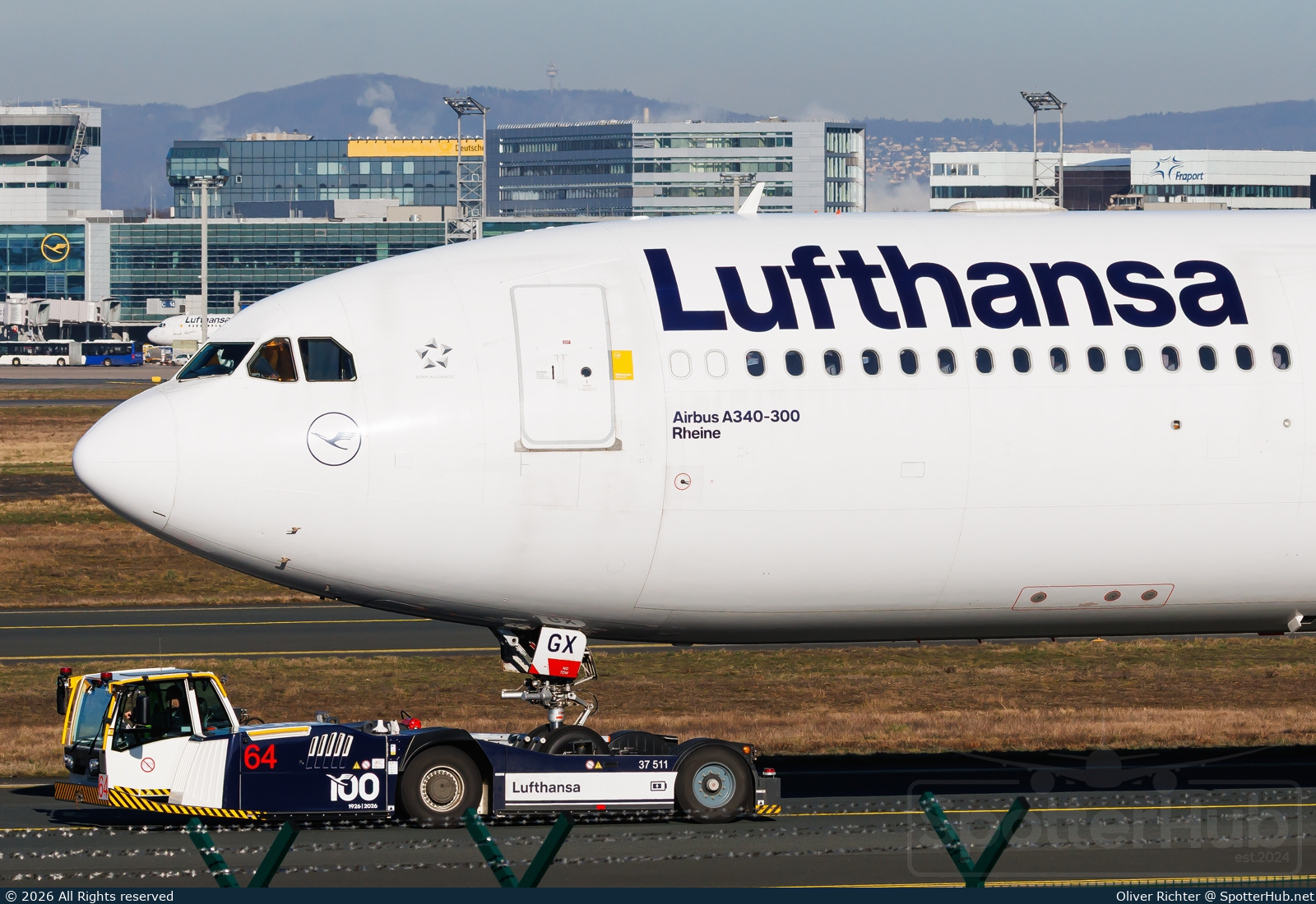 Photo of D-AIGX - Airbus A340-313 operated by Lufthansa