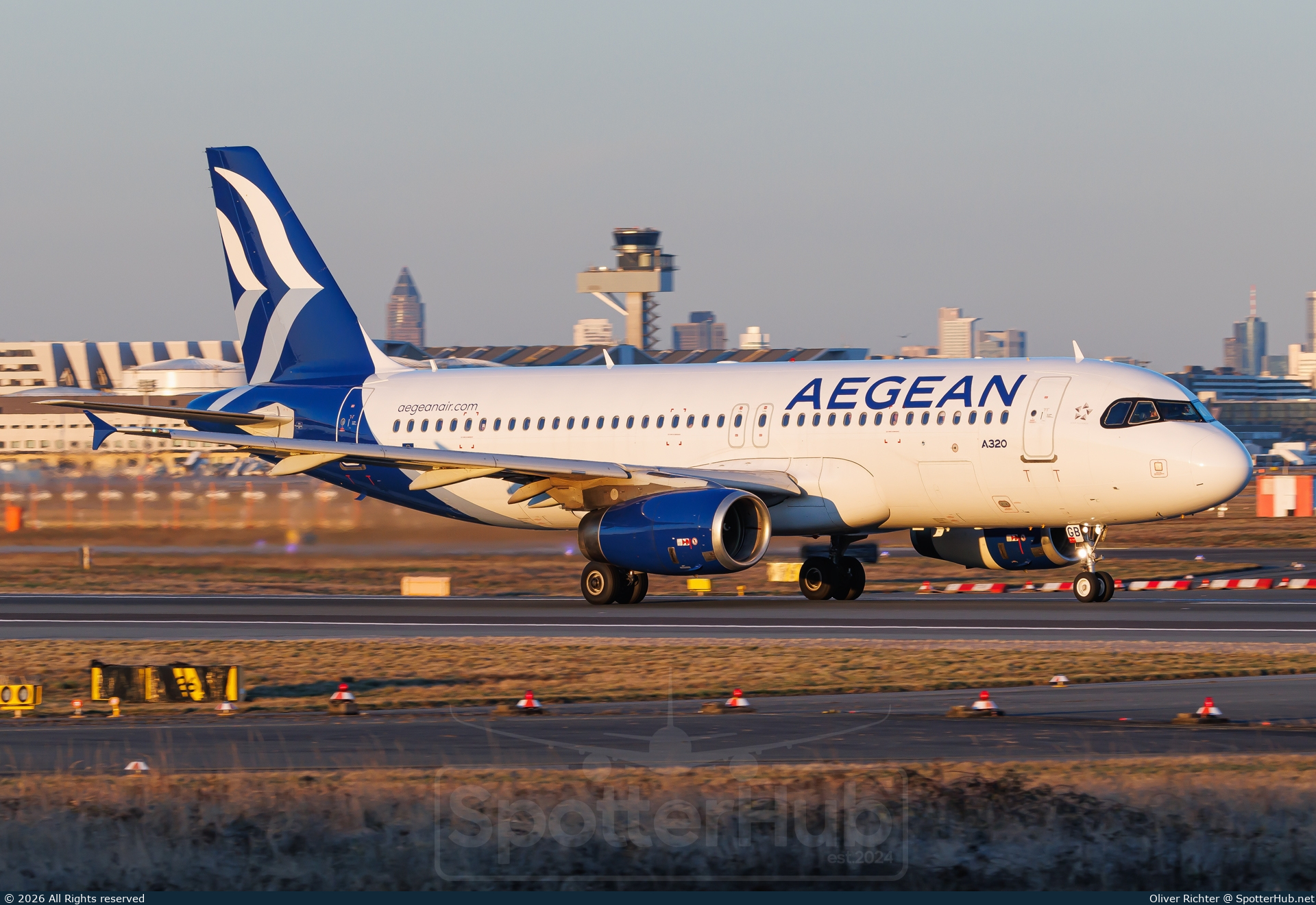Photo of SX-DGB - Airbus A320-232 operated by Aegean Airlines