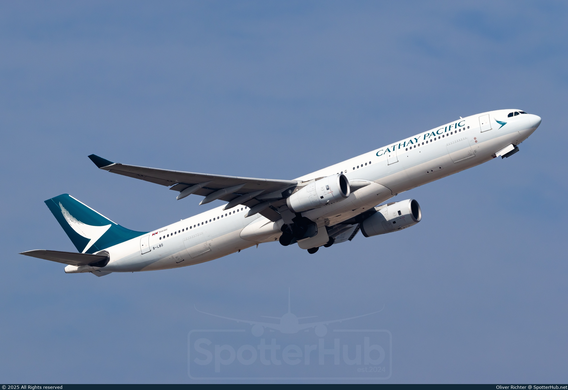 Photo of B-LBD - Airbus A330-343 operated by Cathay Pacific Airways