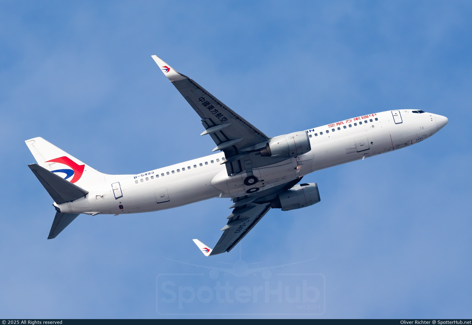 Photo of B-5493 - Boeing 737-89P operated by China Eastern Airlines