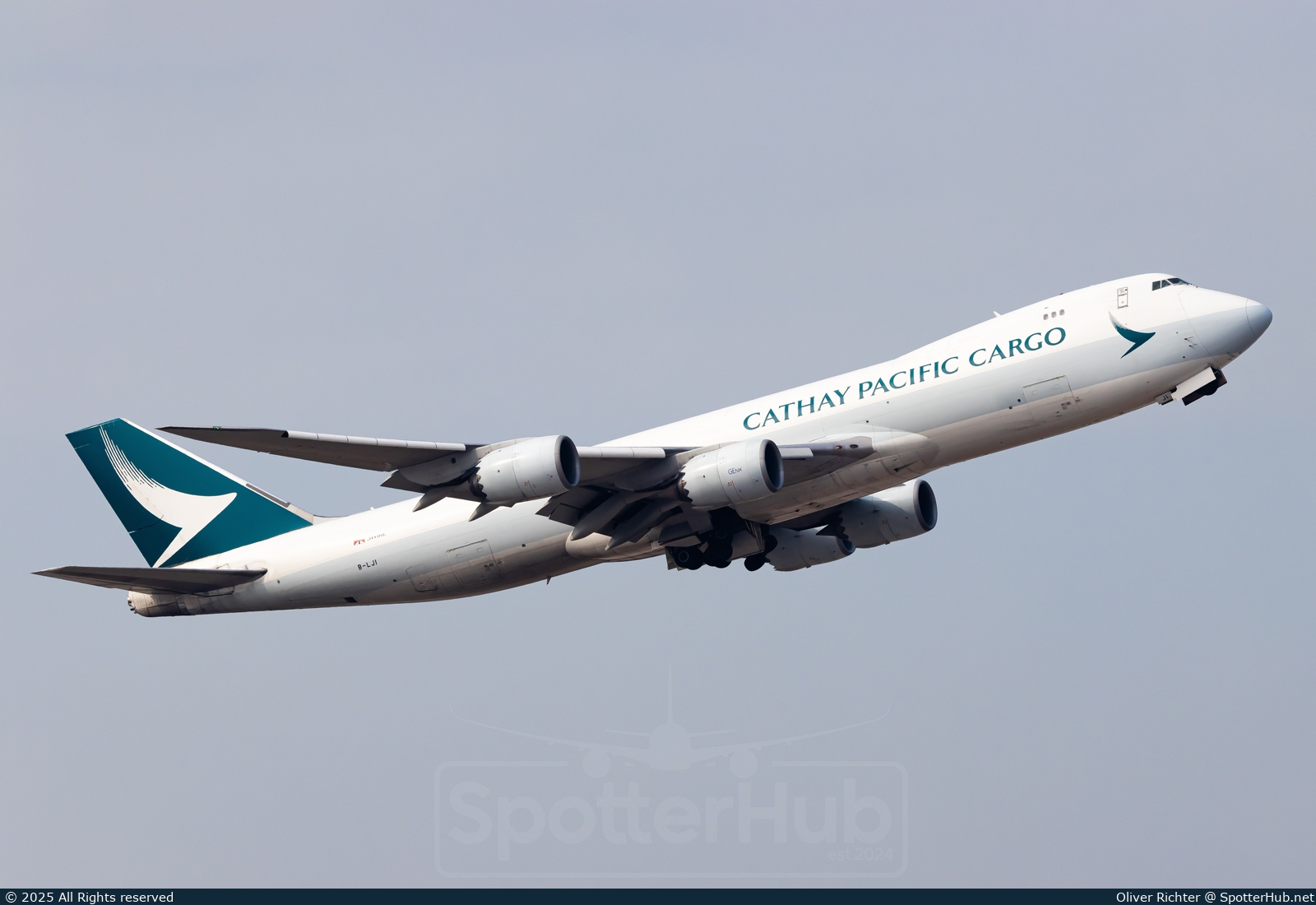 Photo of B-LJI - Boeing 747-867F operated by Cathay Pacific Cargo