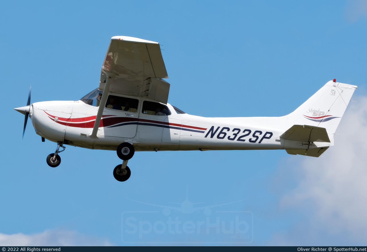 Photo of N632SP - Cessna 172S Skyhawk SP operated by Westosha Flying Club