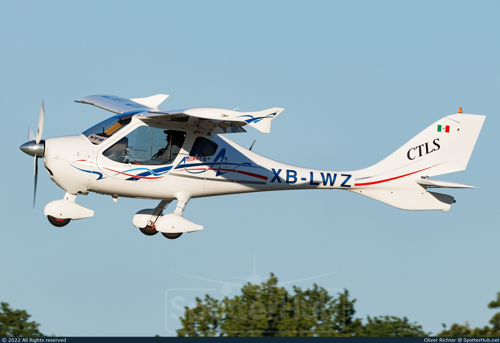 Photo of XB-LWZ - Flight Design CTLS operated by Private
