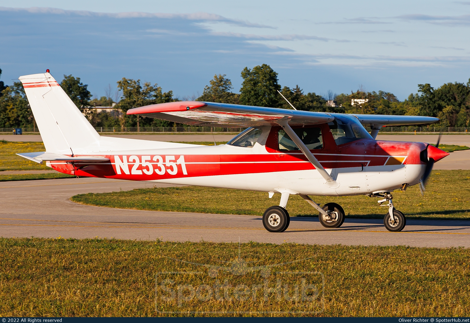 Photo of N25351 - Cessna 152 operated by Private
