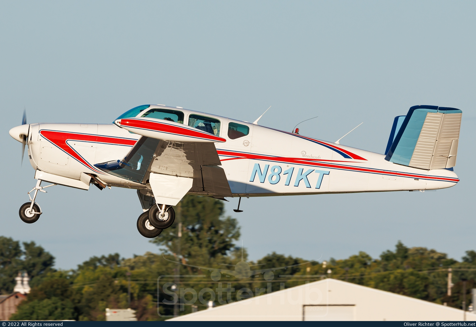 Photo of N81KT - Beechcraft G35 Bonanza operated by Private