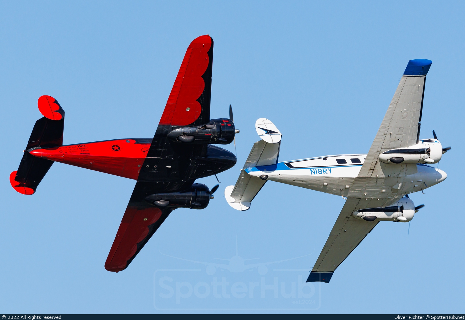 Photo of N9109R - Beechcraft AT-7C Navigator operated by Bobby Younkin Airshows