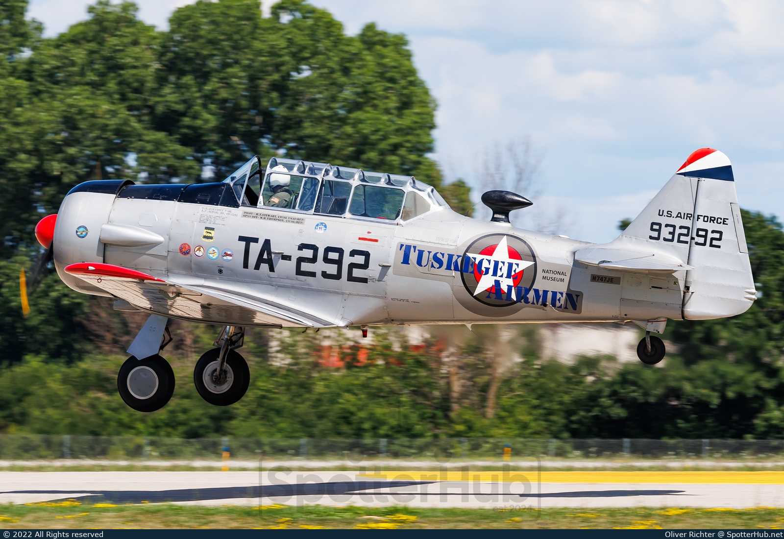 Photo of N747JE - North American T-6G Texan operated by Tuskegee Airmen National Historical Museum