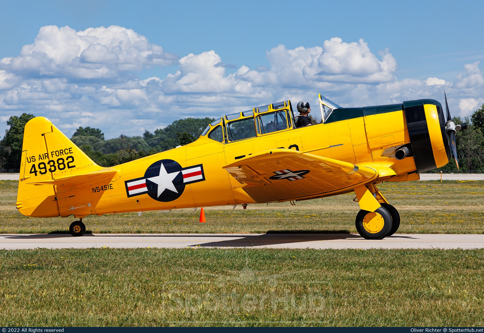 Photo of N5451E - North American T-6G Texan operated by Private