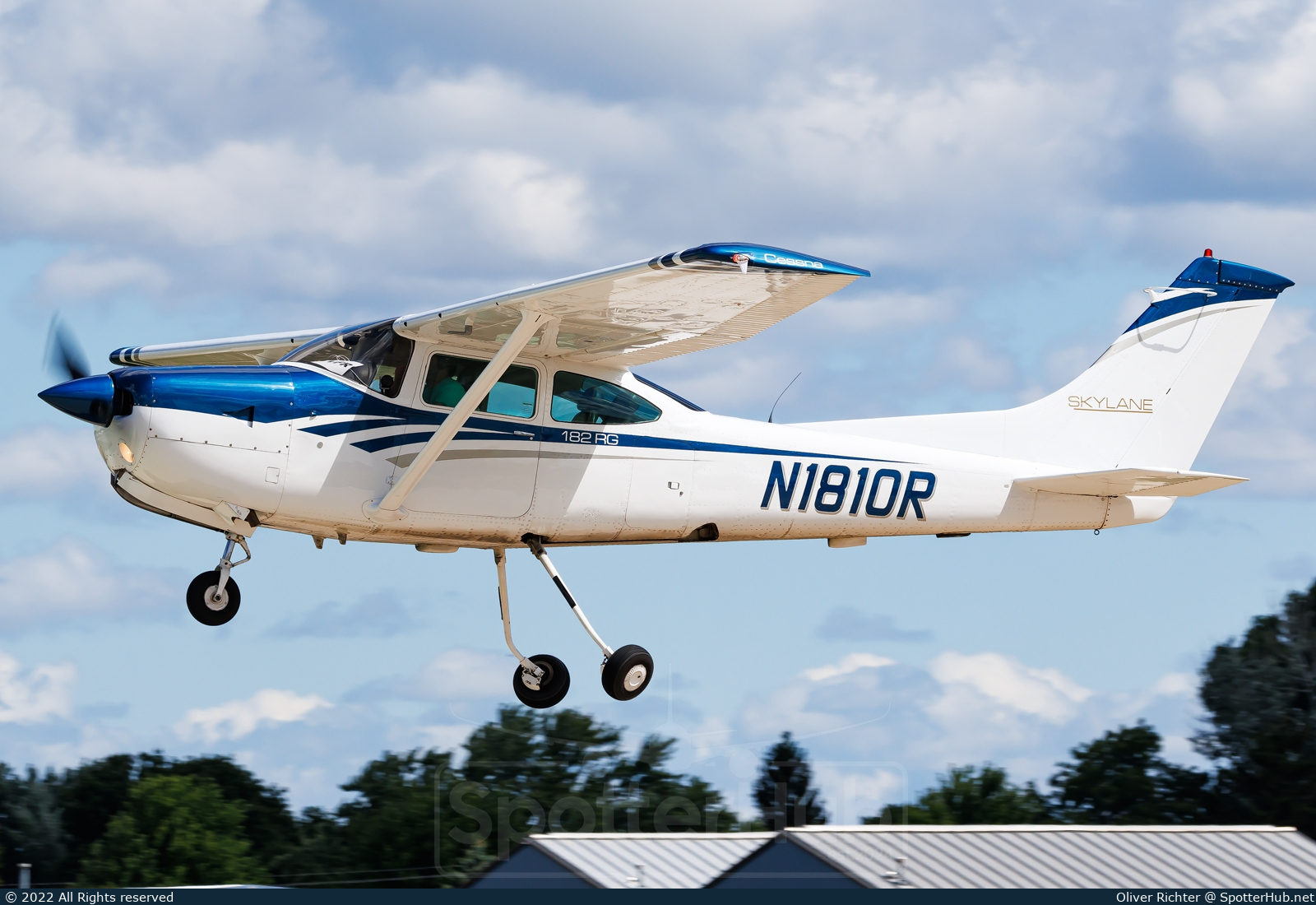 Photo of N1810R - Cessna R182 Skylane RG operated by Private