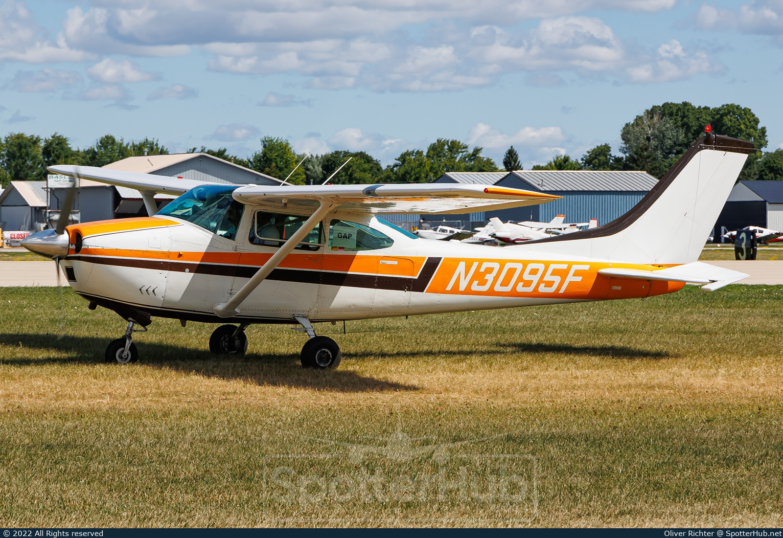 Photo of N3095F - Cessna 182J Skylane operated by Private