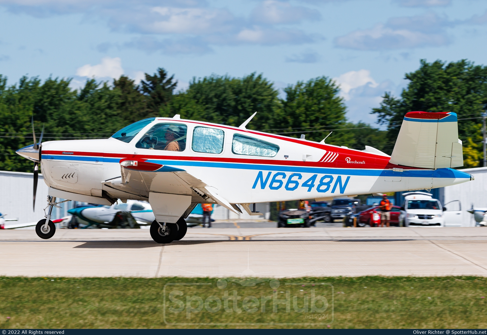 Photo of N6648N - Beechcraft V35B Bonanza operated by Private