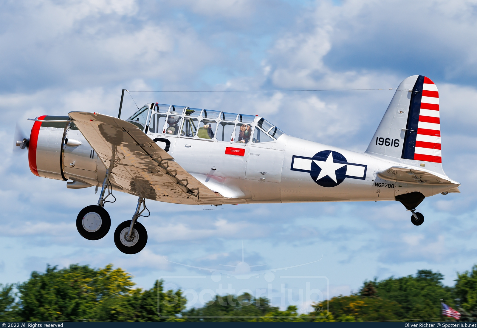 Photo of N62700 - Vultee BT-13A Valiant operated by Private