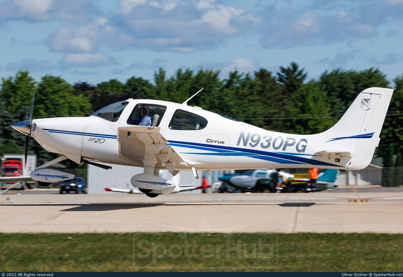 Photo of N930PG - Cirrus SR20 G1 operated by Private