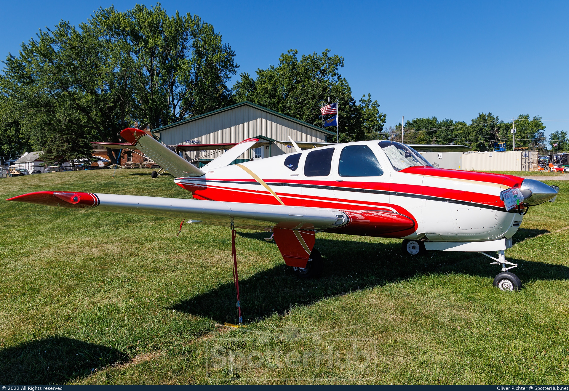 Photo of N505B - Beechcraft A35 Bonanza operated by Private