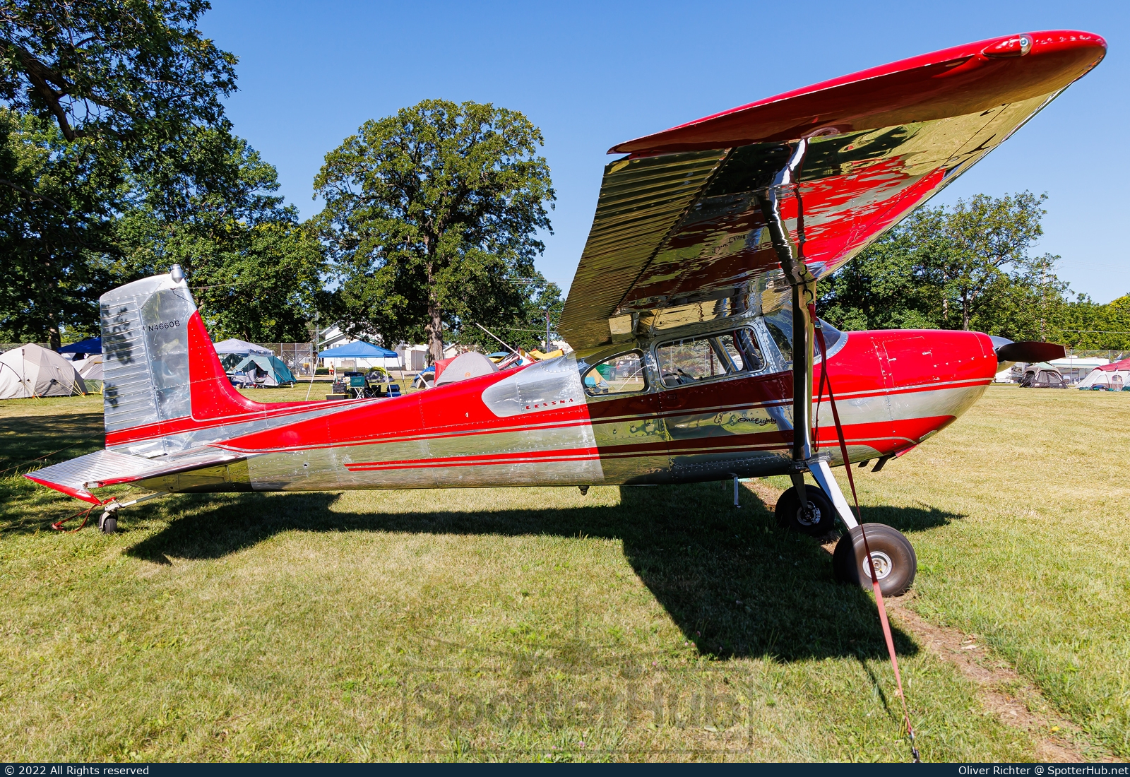 Photo of N4660B - Cessna 180 Skywagon operated by Private
