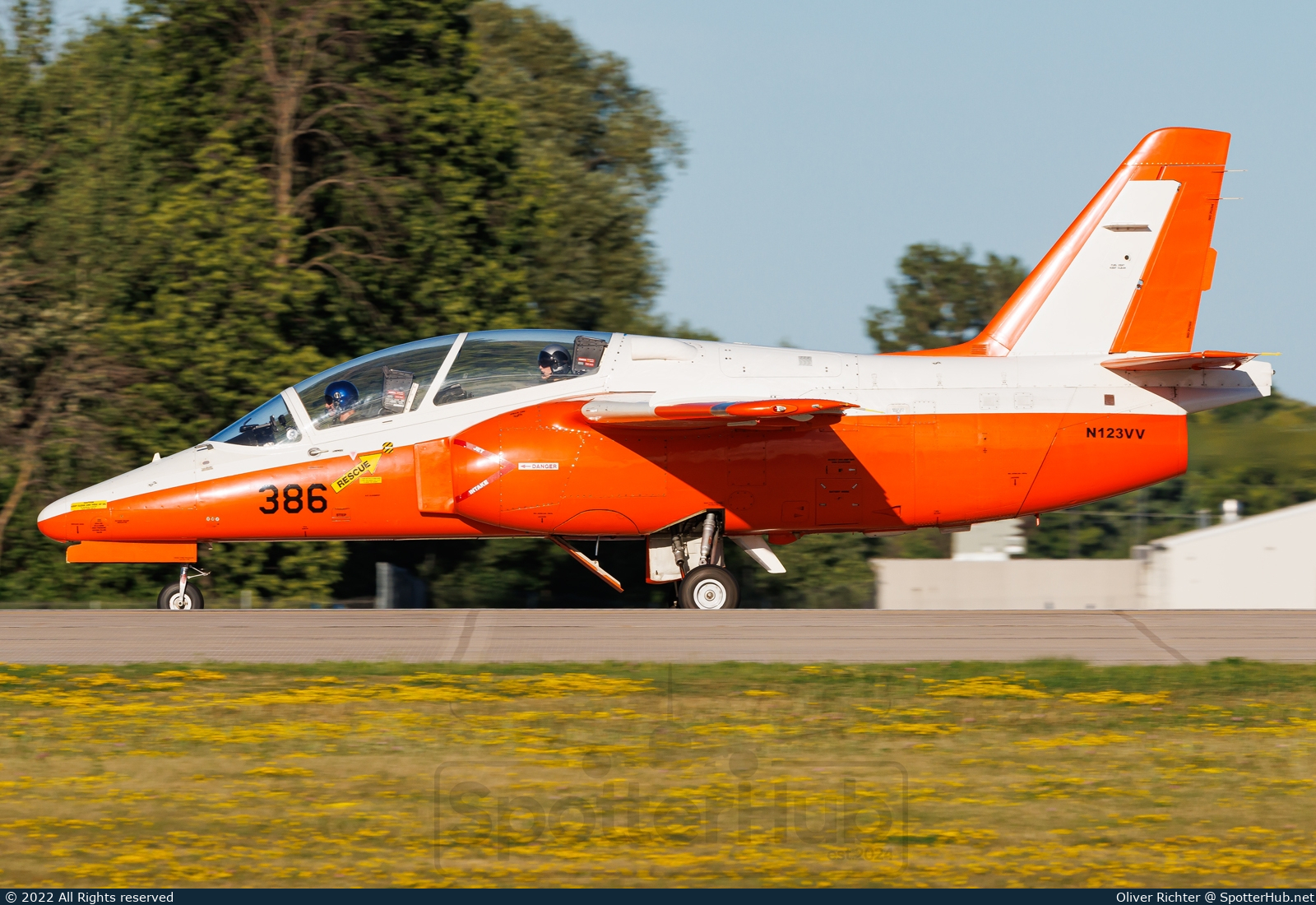 Photo of N123VV - SIAI-Marchetti S.211 operated by Victory Flight Training