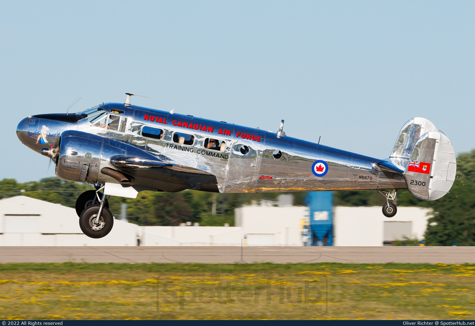 Photo of N6670 - Beechcraft C-45D Expeditor 3N operated by Private
