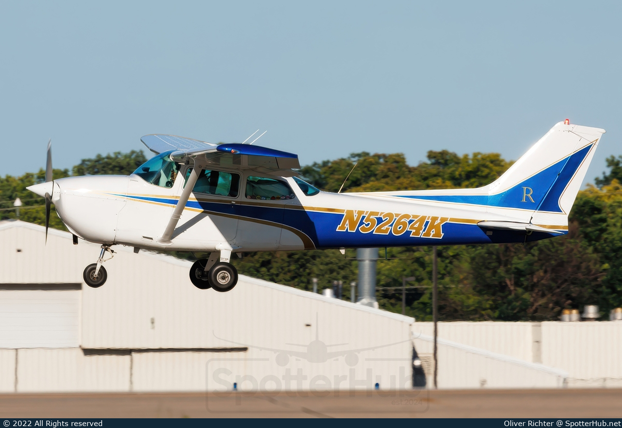 Photo of N5264K - Cessna 172P Skyhawk operated by Private