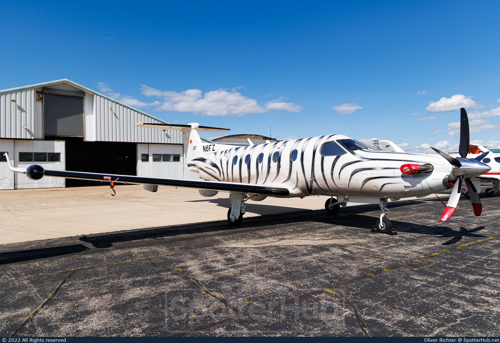 Photo of N6FZ - Pilatus PC-12/45 operated by Private