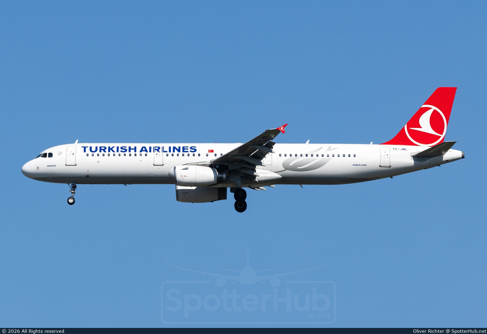 Photo of TC-JML - Airbus A321-231 operated by Turkish Airlines