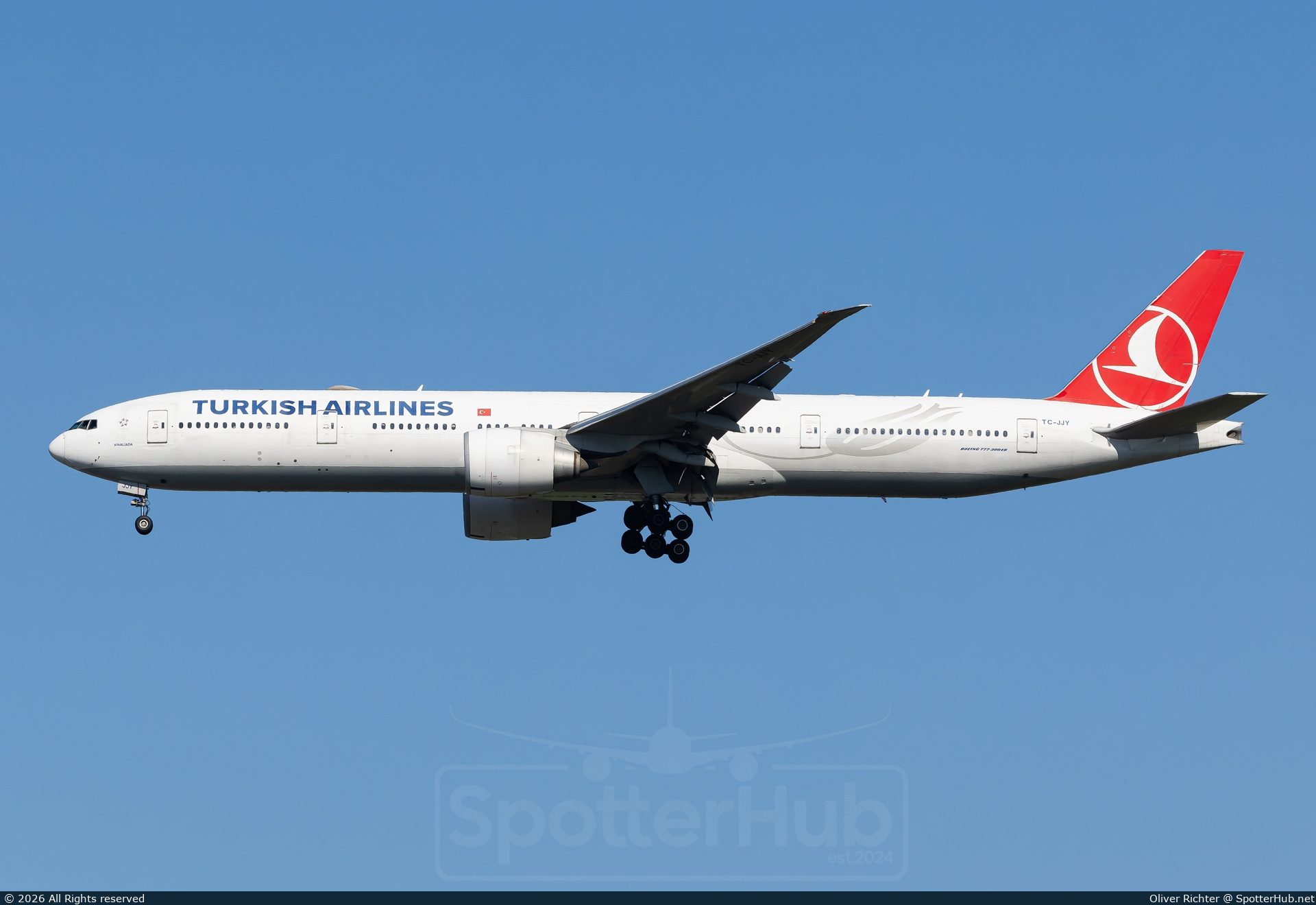 Photo of TC-JJY - Boeing 777-3F2(ER) operated by Turkish Airlines