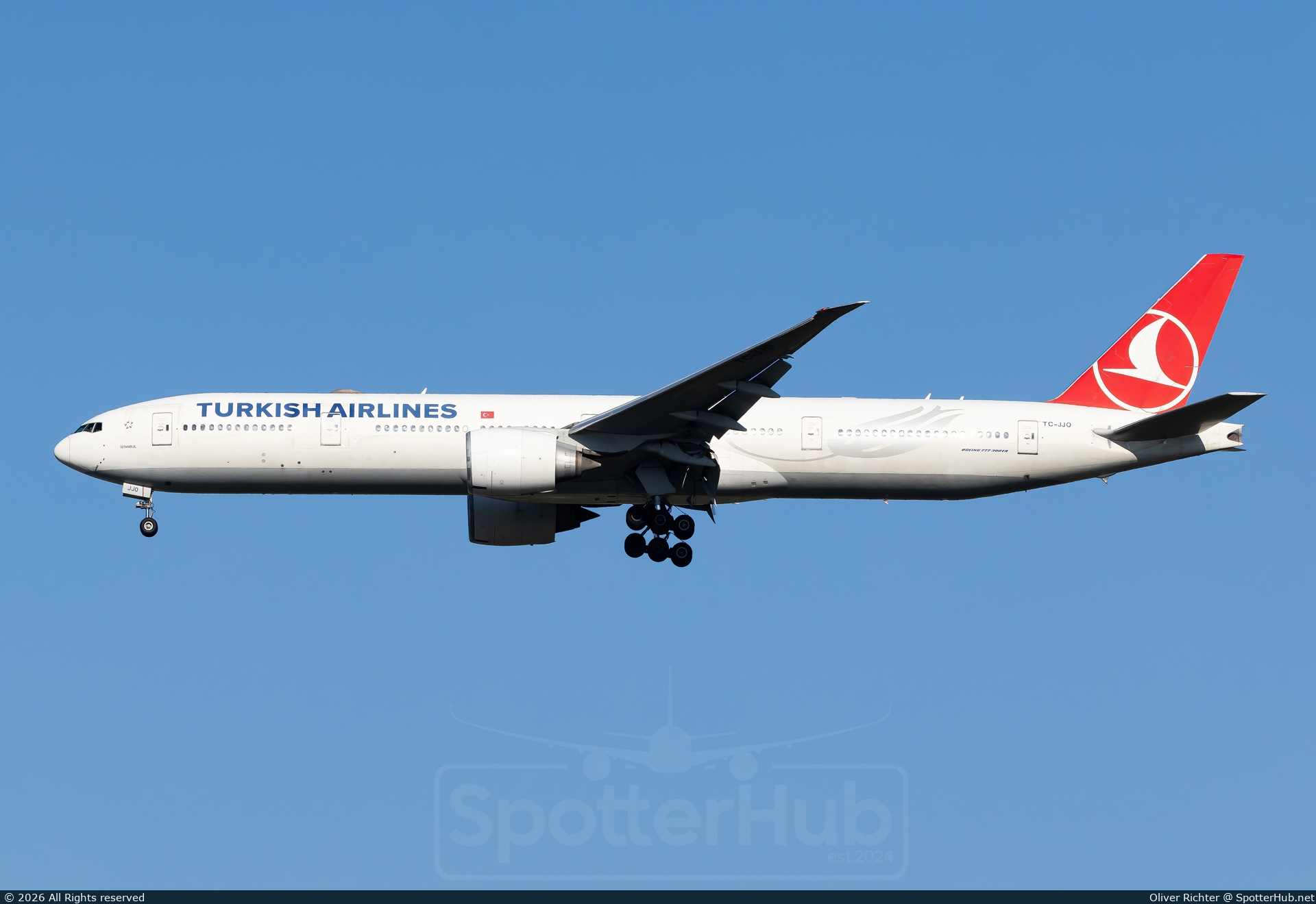 Photo of TC-JJO - Boeing 777-3F2(ER) operated by Turkish Airlines