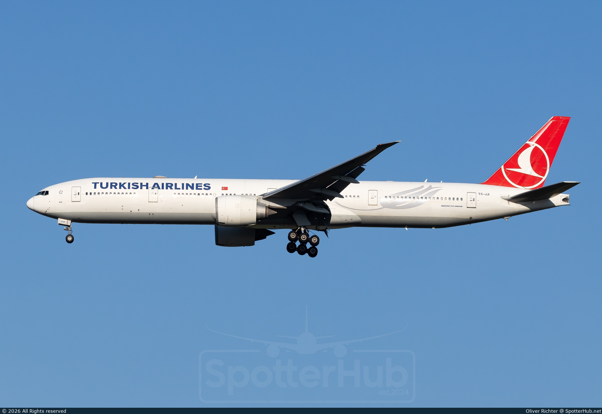 Photo of TC-JJI - Boeing 777-3F2(ER) operated by Turkish Airlines