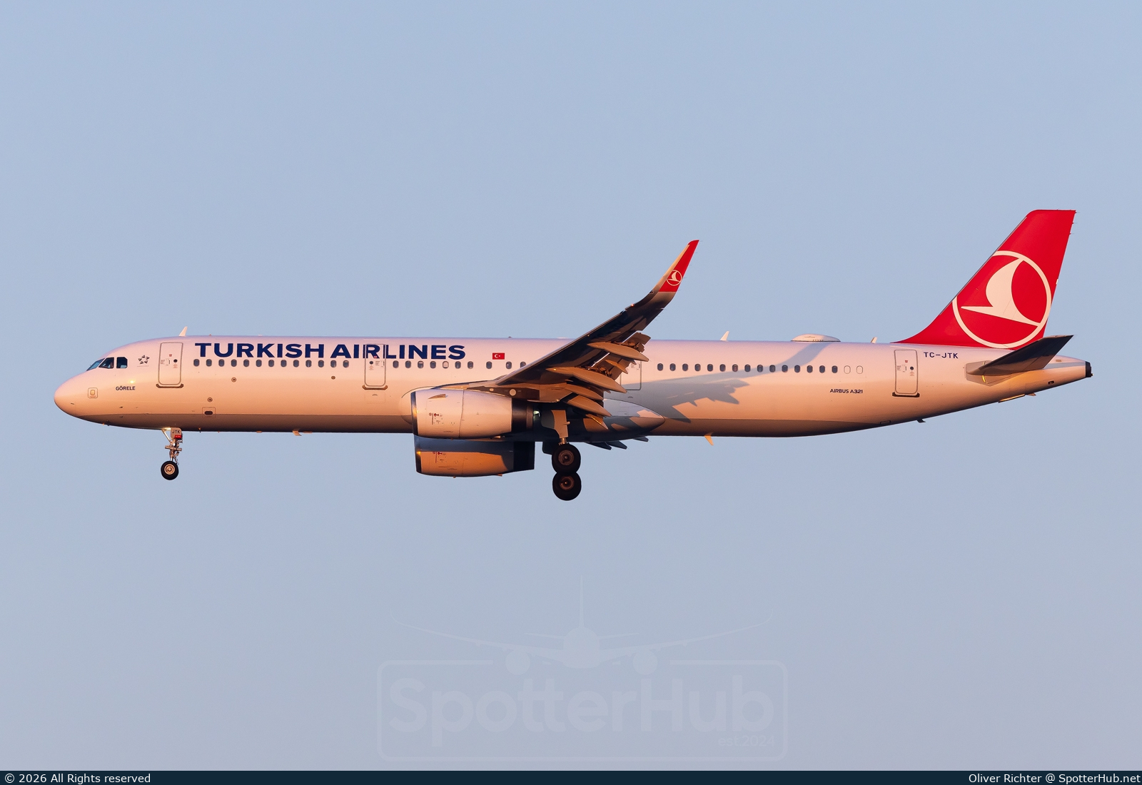Photo of TC-JTK - Airbus A321-231 operated by Turkish Airlines