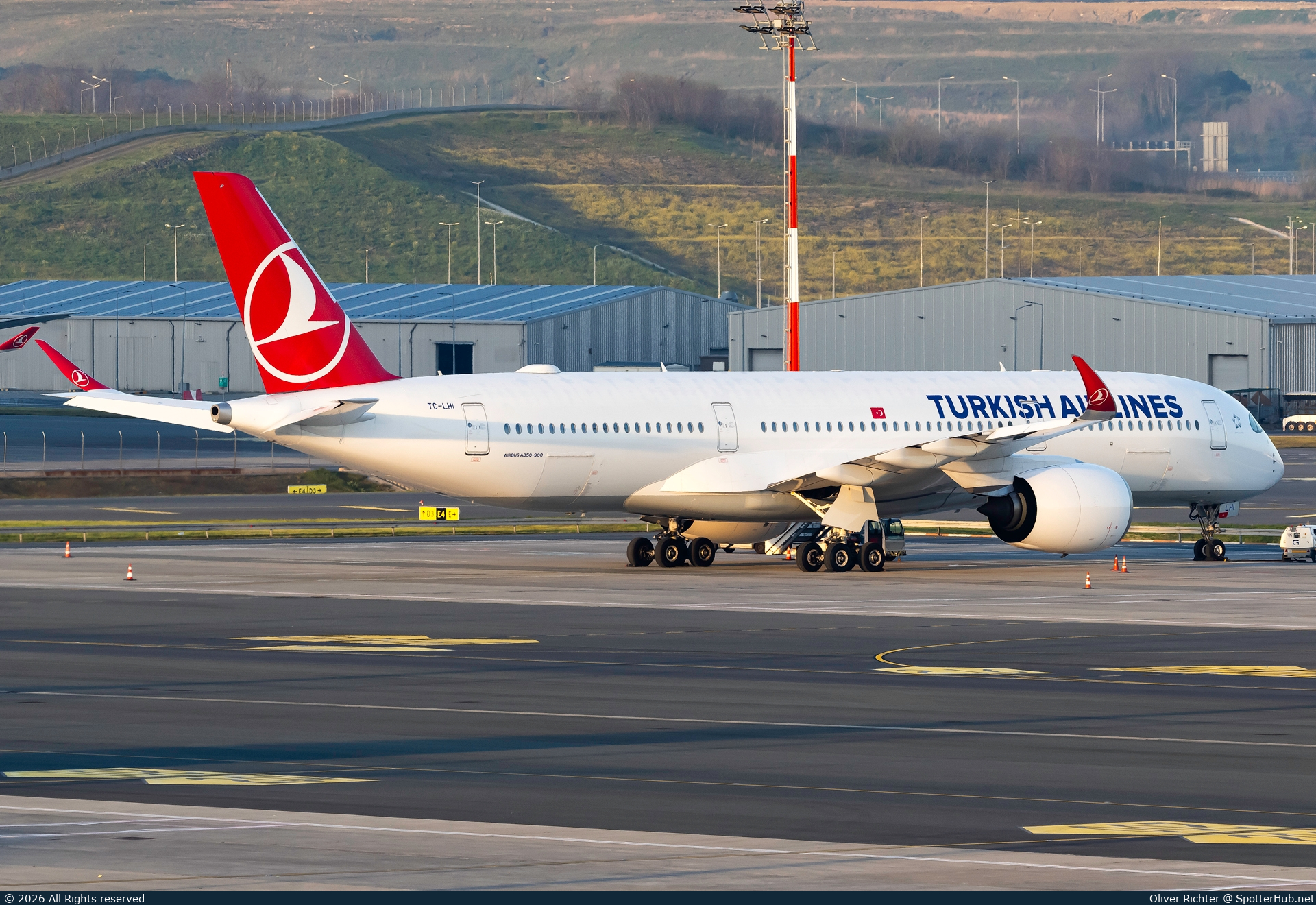 Photo of TC-LHI - Airbus A350-941 operated by Turkish Airlines