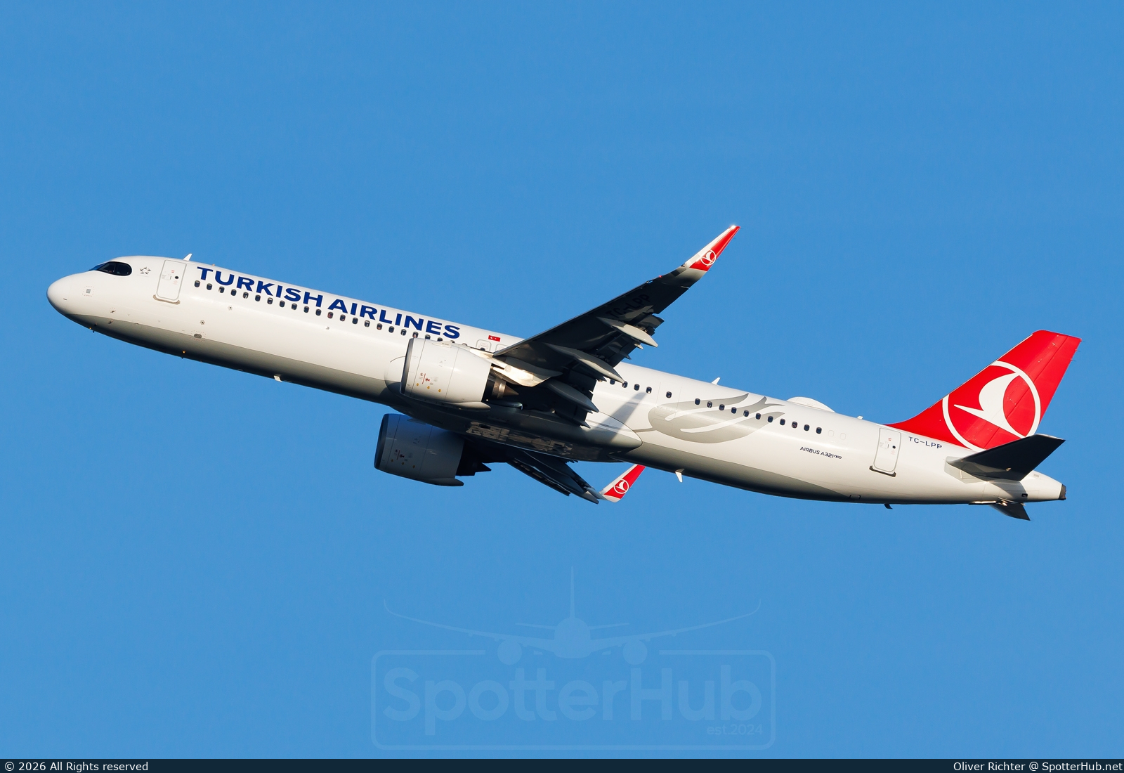 Photo of TC-LPP - Airbus A321-271NX operated by Turkish Airlines